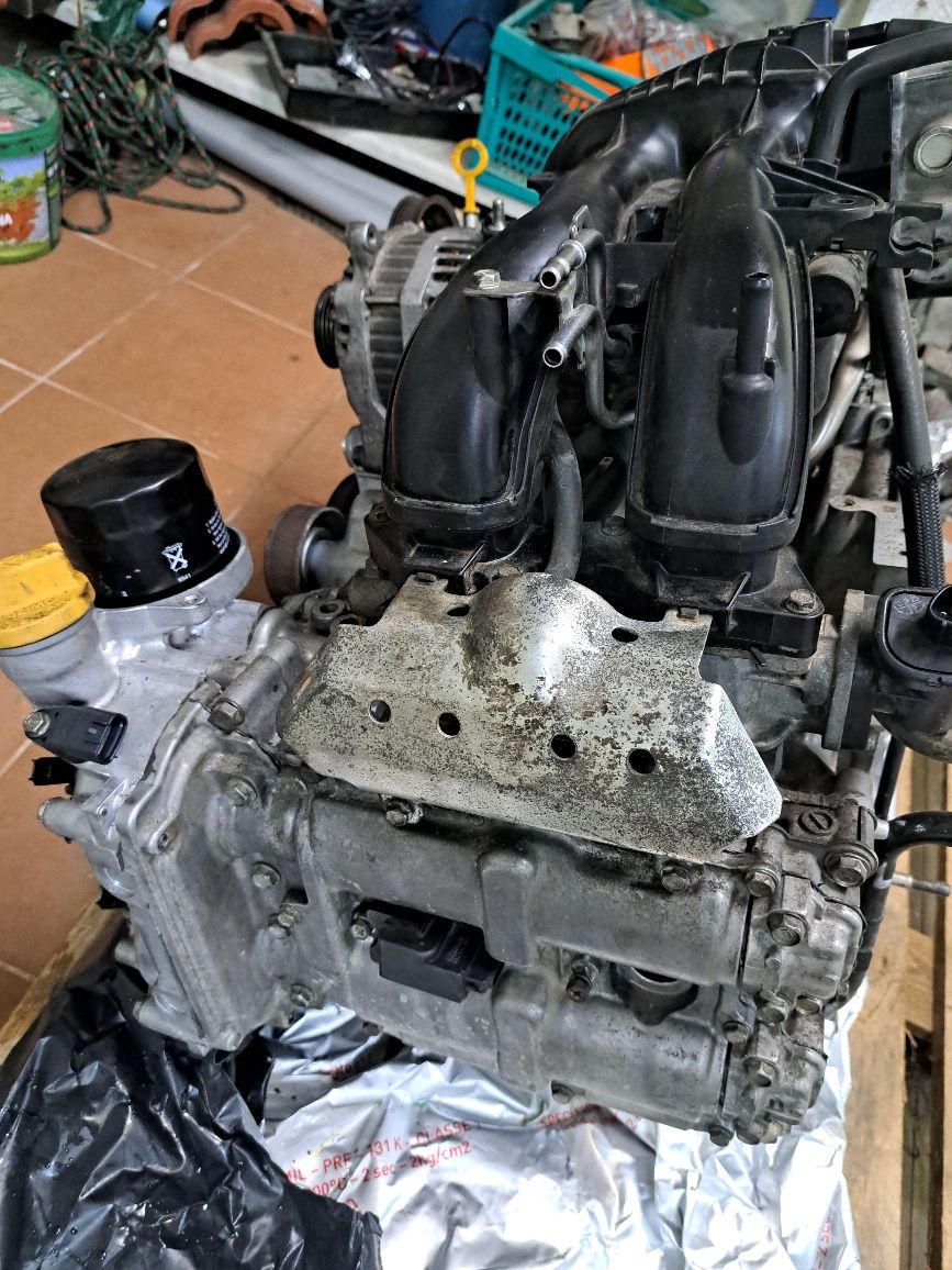 Silnik Subaru xv 2.0 uszkodzona panewka
