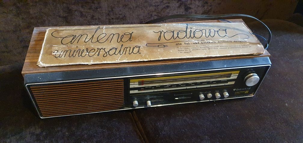 Sprzedam radio Unitra Beskid, PRL, vintage. Antena gratis