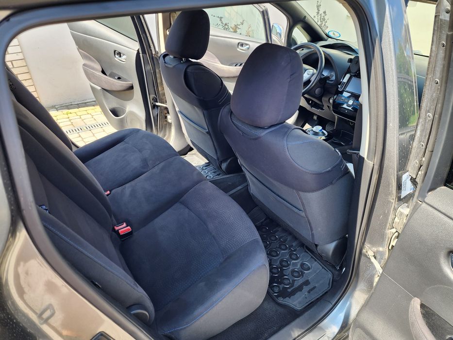 Nissan LEAF 24 kWh 2014