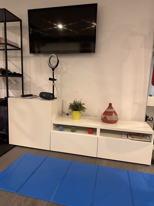 Movel tv ikea composto por 2 modulos