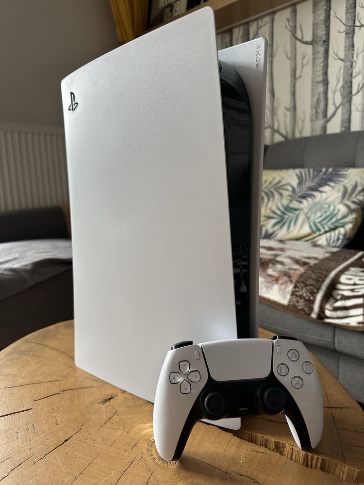 Ps5 +3 gry komplet pudelko