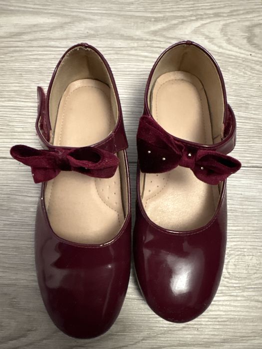 Buty dziewczece rozmiar 33 zakupione w ccc