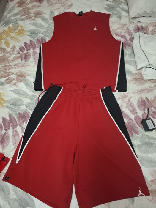 Conjunto camisola calção Jordan, Branco e vermelho Basquetebol