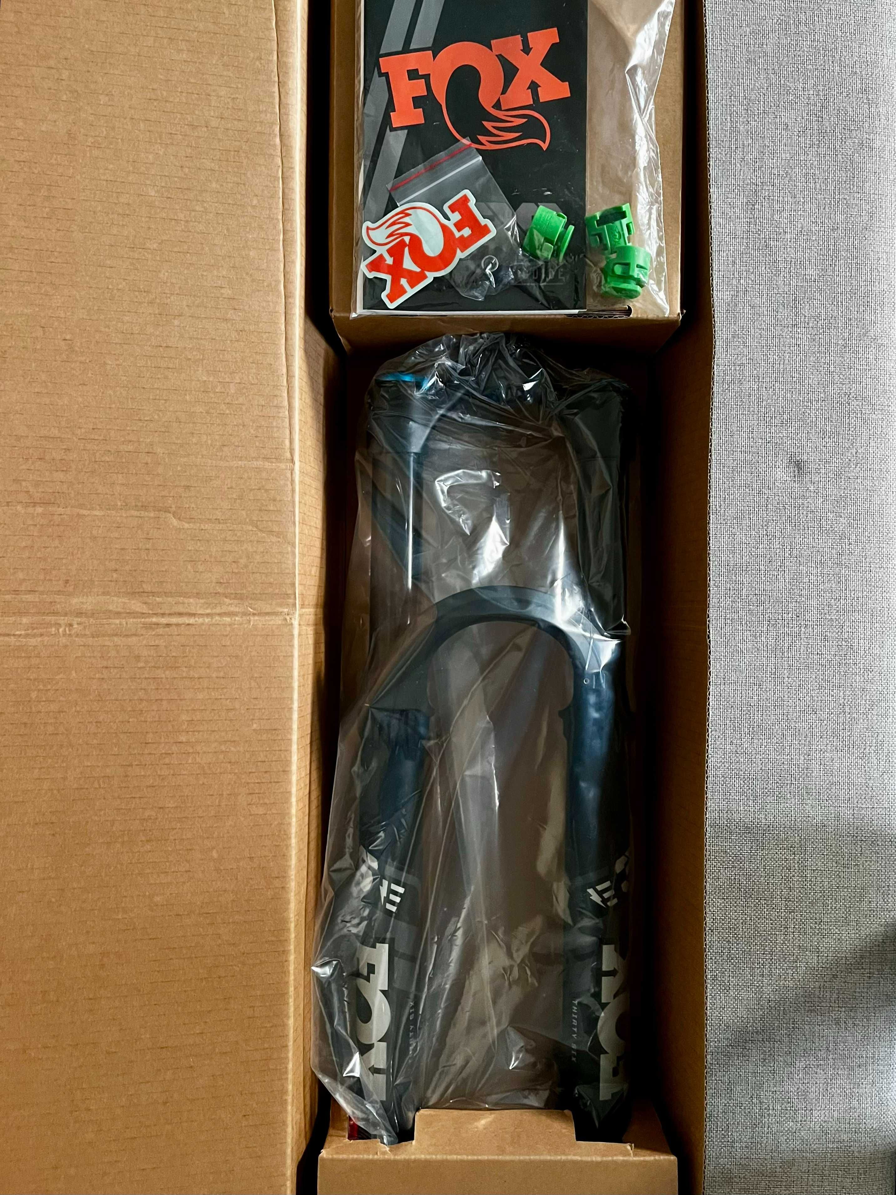 NOWY Amortyzator 2023 Fox 36 Float E Optimized Performance Grip 29 160