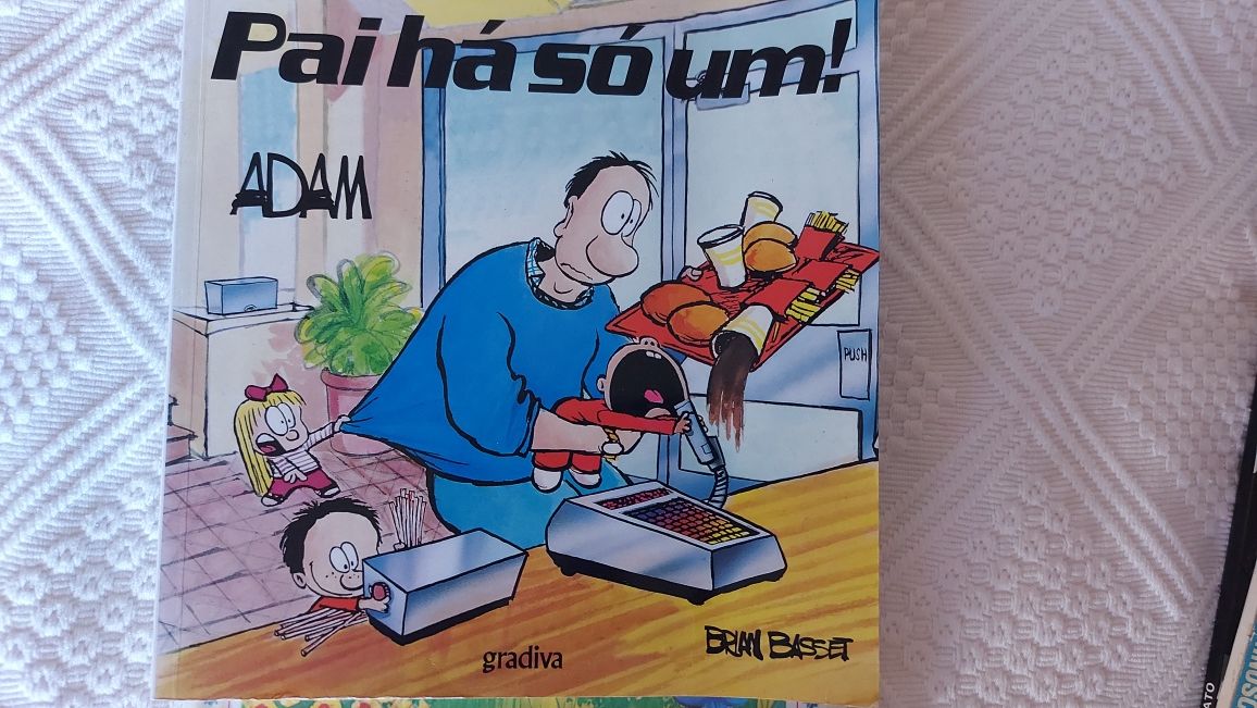 Livros juvenis e de Banda Desenhada