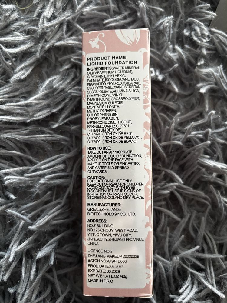 Podkład-fluid do twarzy nowy bez folii