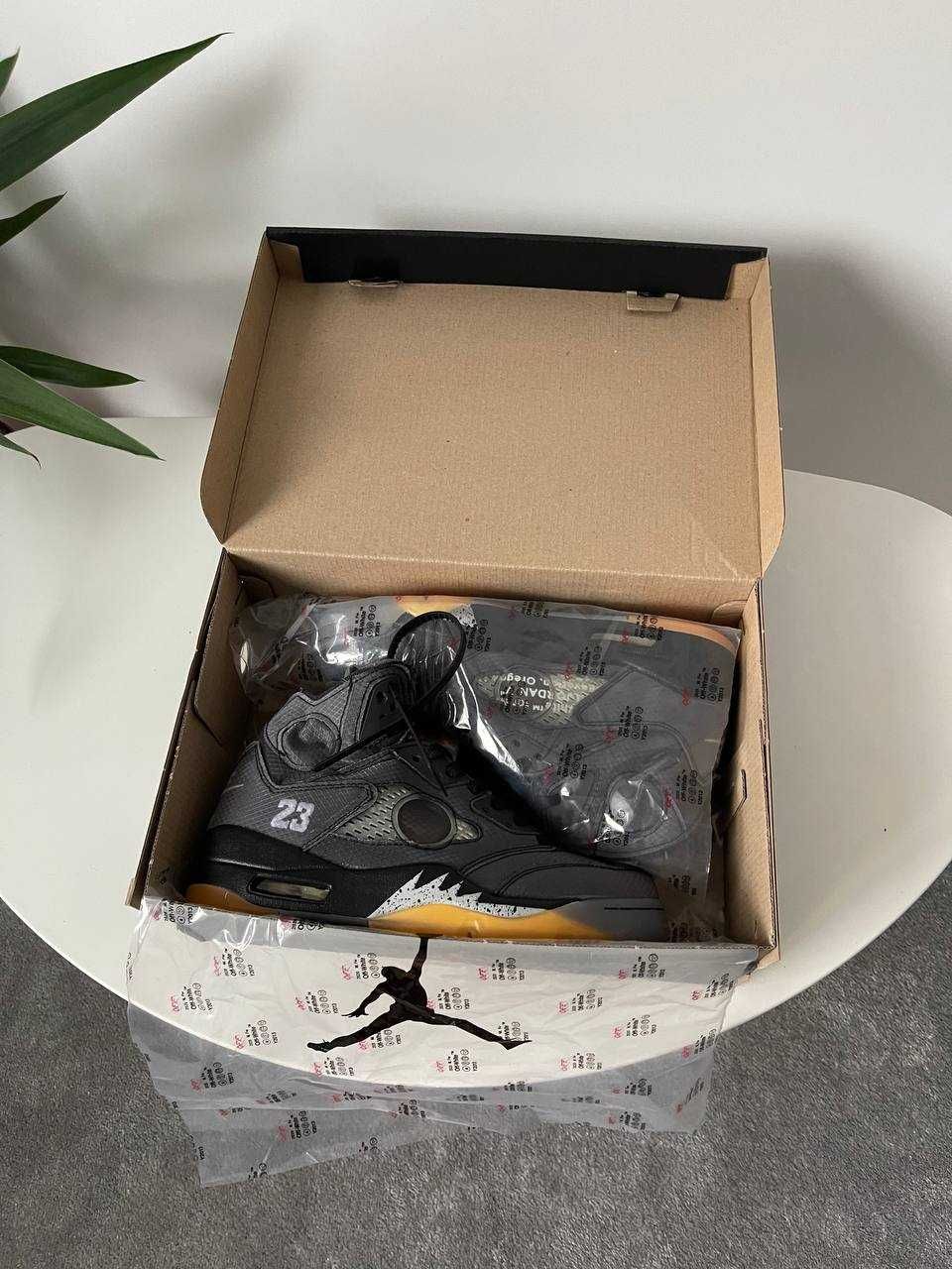 ЗНИЖКА! 41р 43р 45р  Кросівки Jordan 5 Retro Off-White Muslin чорні