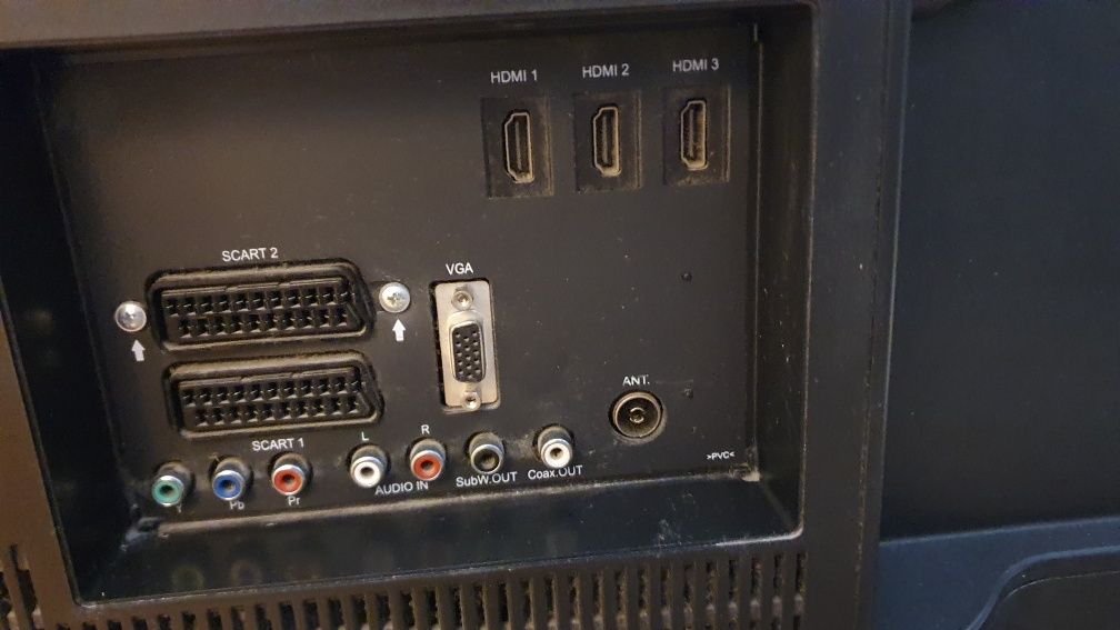 Telewizor toshiba 37 cali z pilotem
