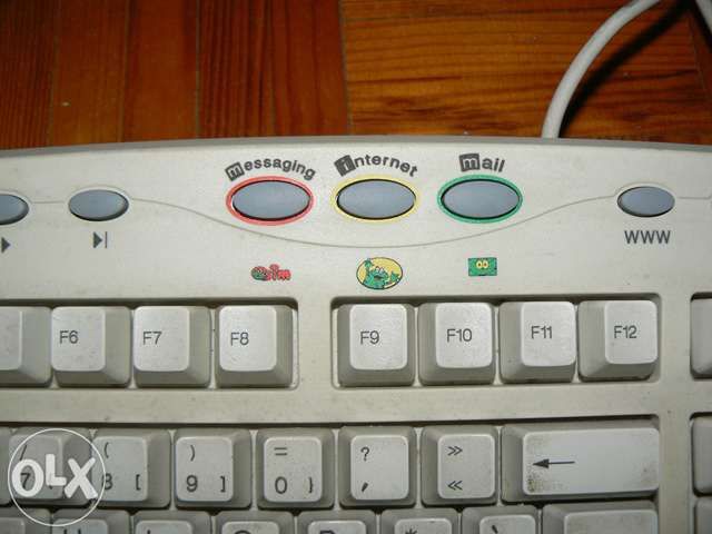 Teclado multimedia sapo