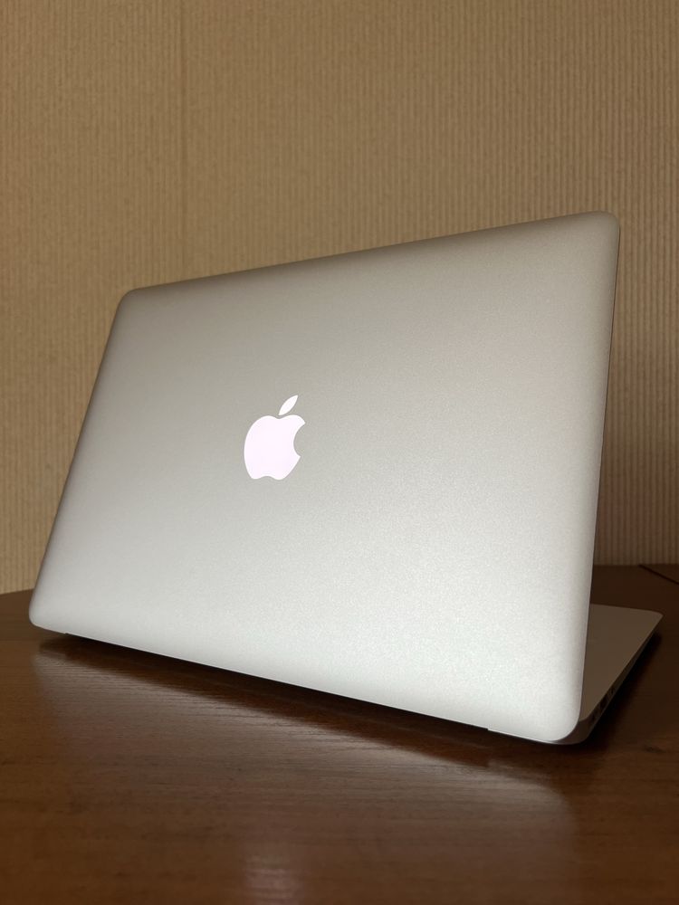 MacBook Air 2017 i5 256GB