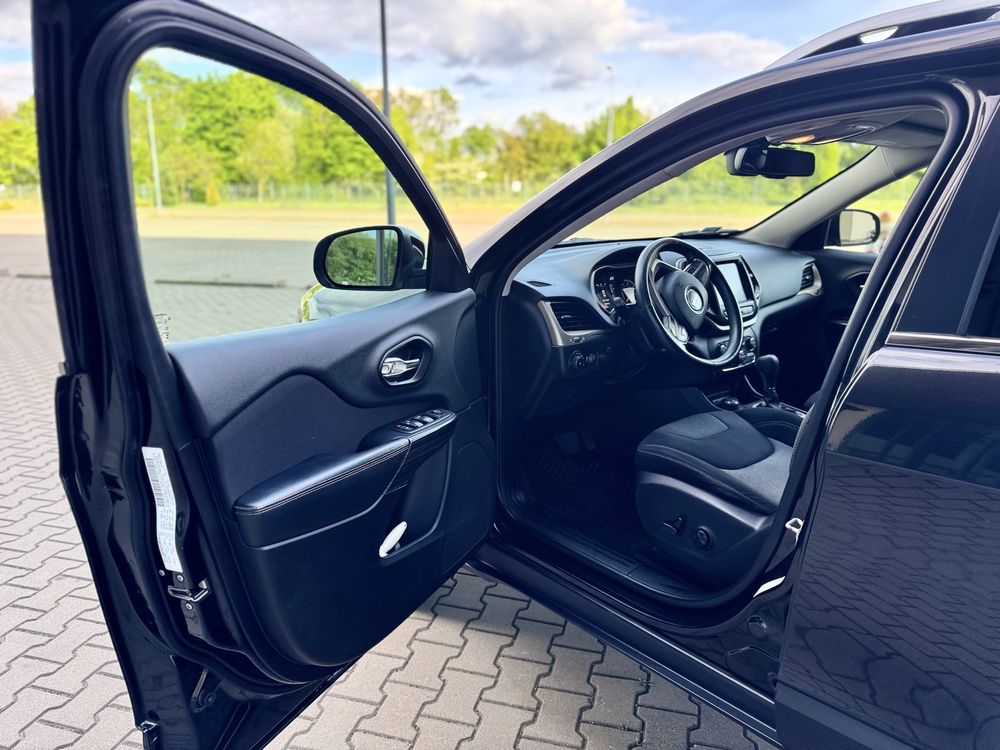 Jeep Cherokee 2014, automat benz+lpg, 272KM