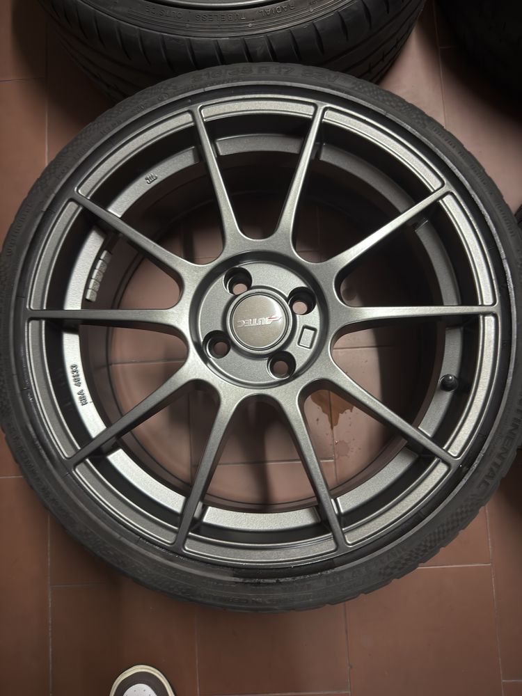 Jantes 17 4x100 com pneus
