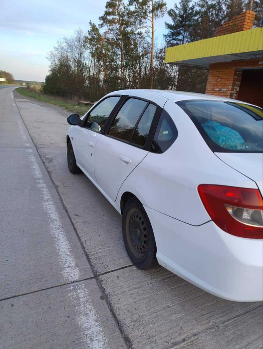 Renault  Logan (Symbol)