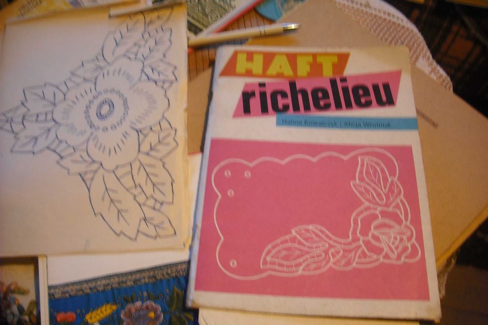 Książka Haft Richelieu  H Kowalczyk, Alicja Wrutniak wyd 1988 Pomorze