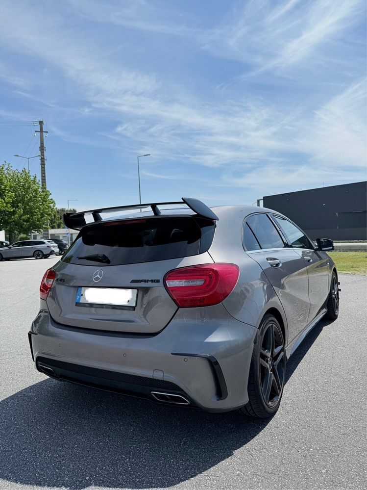 Merdedes-Benz A45 AMG 4-Matic