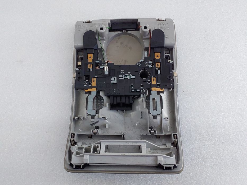 Plafonier frente AUDI A4 (8E2, B6)