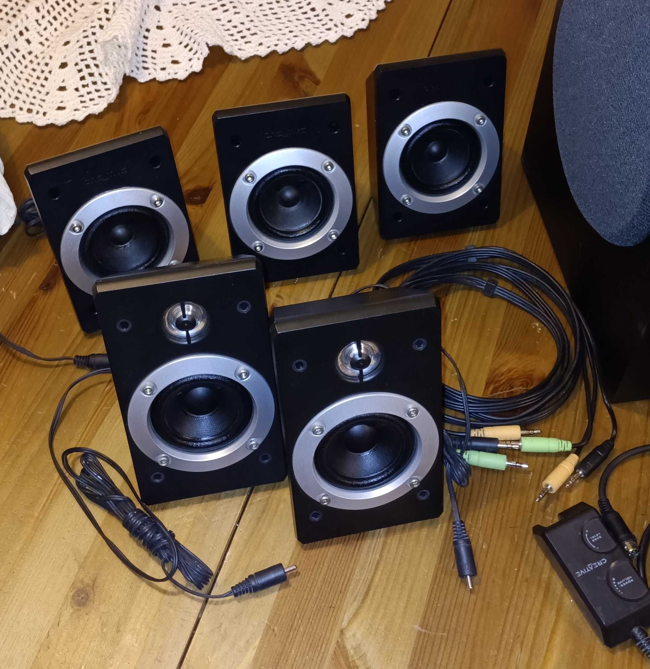 Sistema de Som 5.1 Creative P5800
