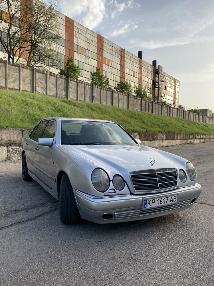 Mercedes w210 2.2d mt