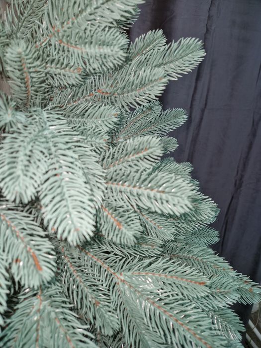 Ялинка штучна лита блакитна 1,8м Елка литая искусственная голубая 180