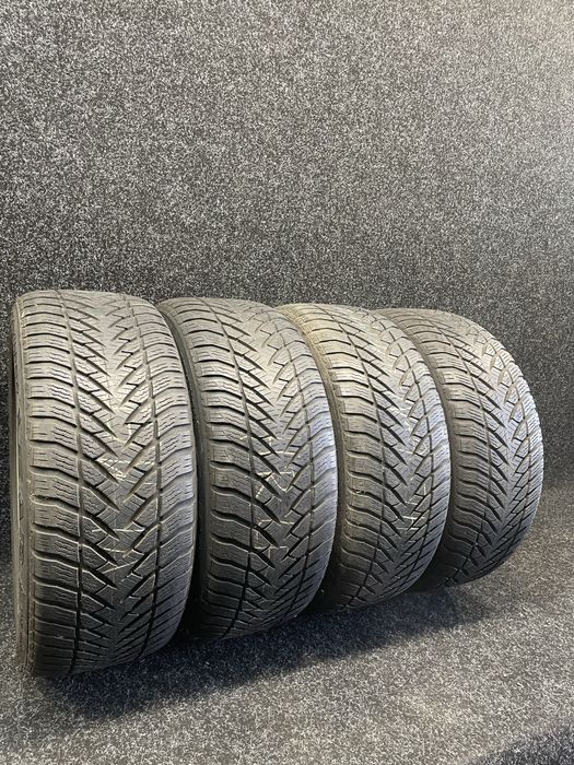 Продам Б/У шини Good Year 225/50R17 Eagle Ultra Grip GW-3 Run-Flat