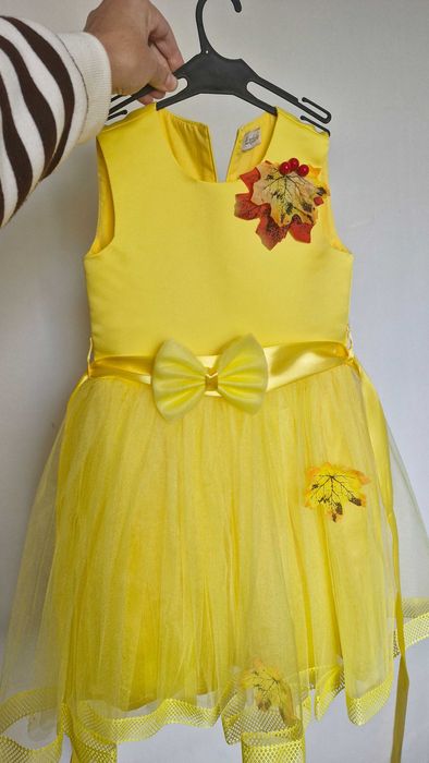 Сукні пишні святкові для дівчат,двійні,сукня зірочки блискуча