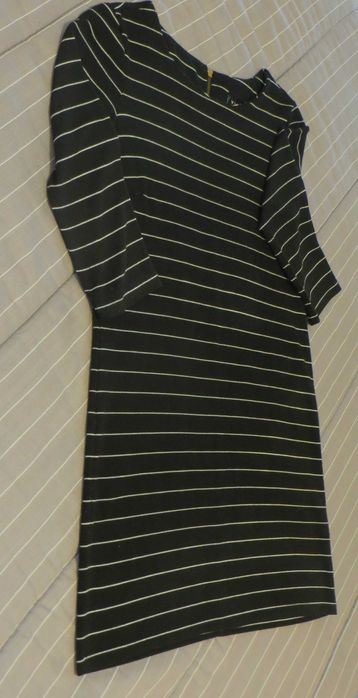 Vestido Marca Villa Clothes - algodão. preto às listas brancas  Tam. S