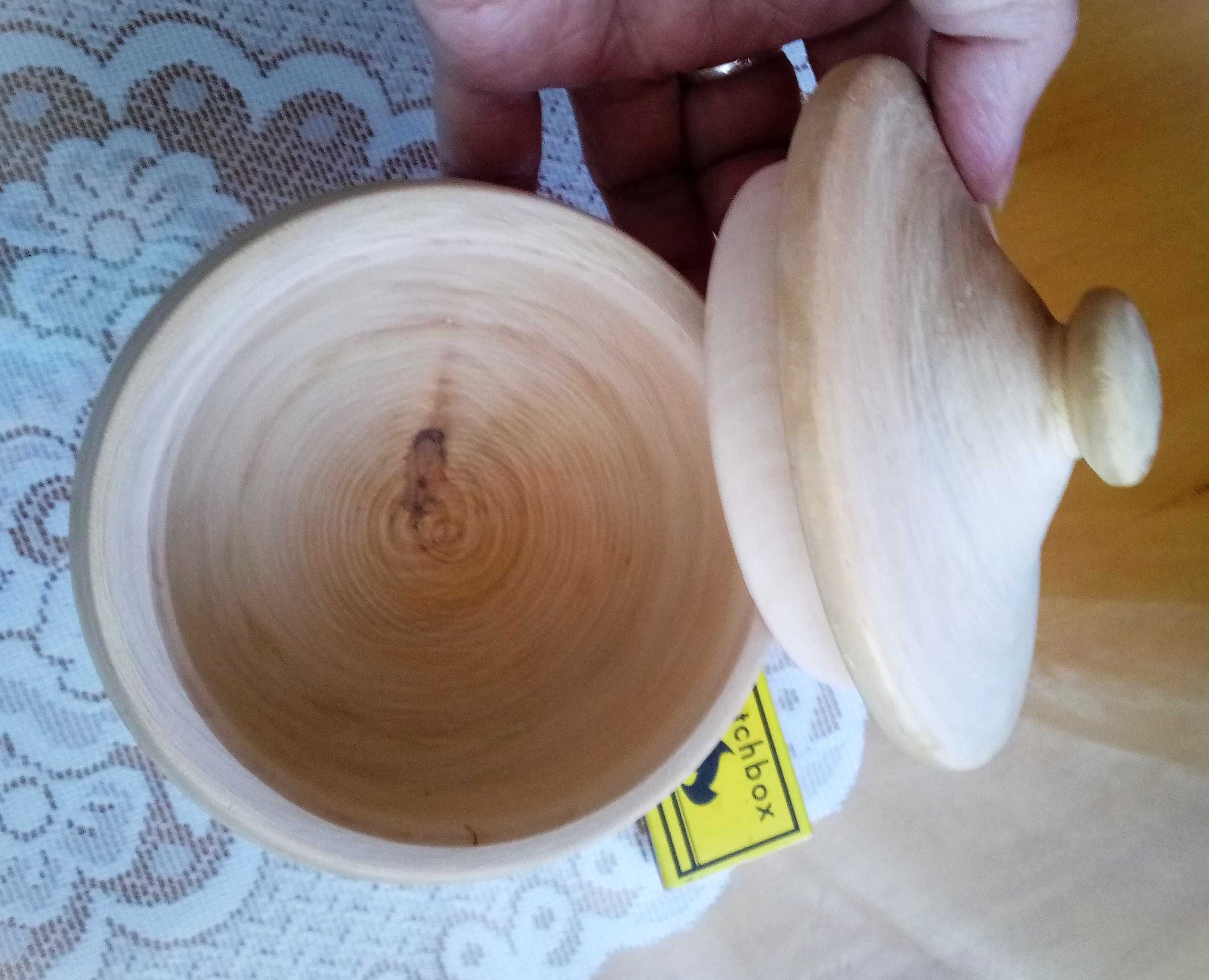 Szkatułka drewniana, urna, pojemnik, wys. 17. szerokość 10 cm