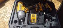 Klucz udarowy DeWalt dcf 900p2