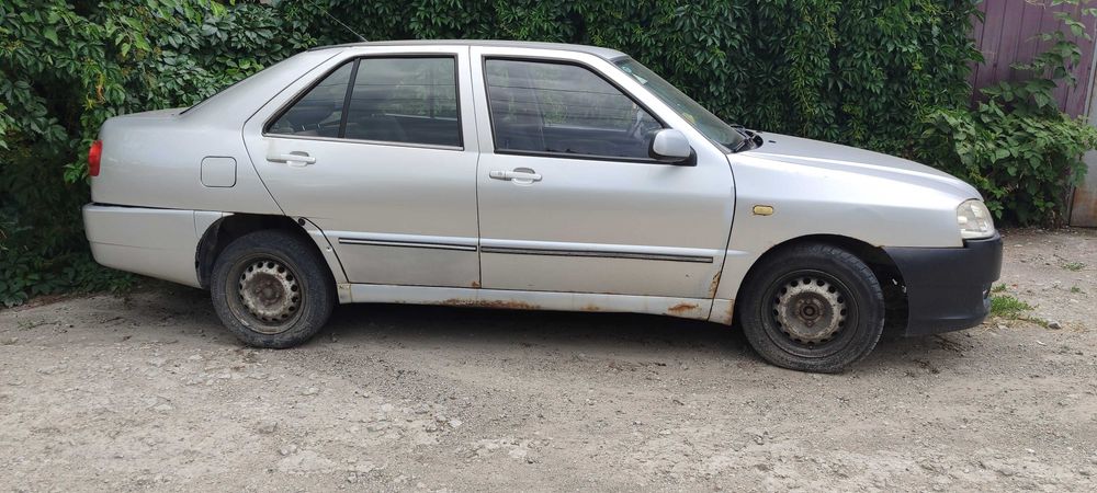 Продам автомобиль чери  амулет 2011 г