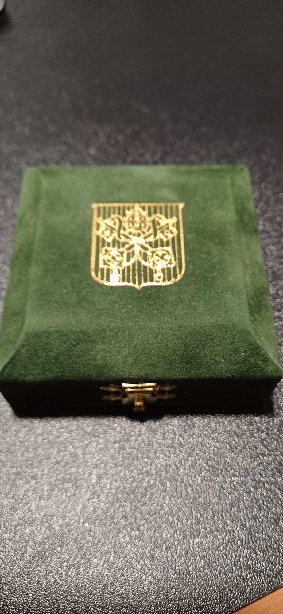 Moeda  Vaticano 2010 OURO Bento XVI