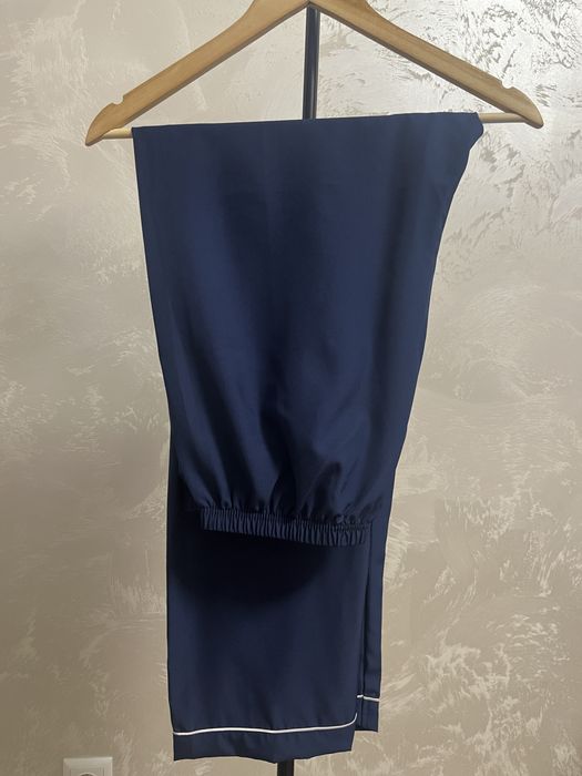 Синя жіноча піжама