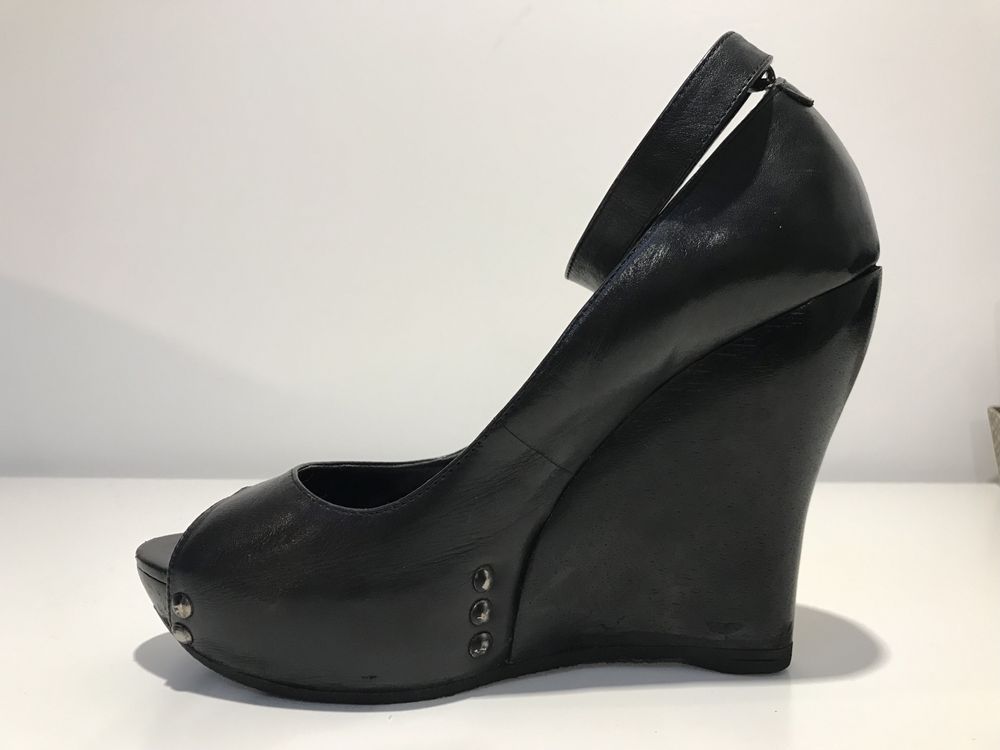 Sapatos Aldo tamanho 37