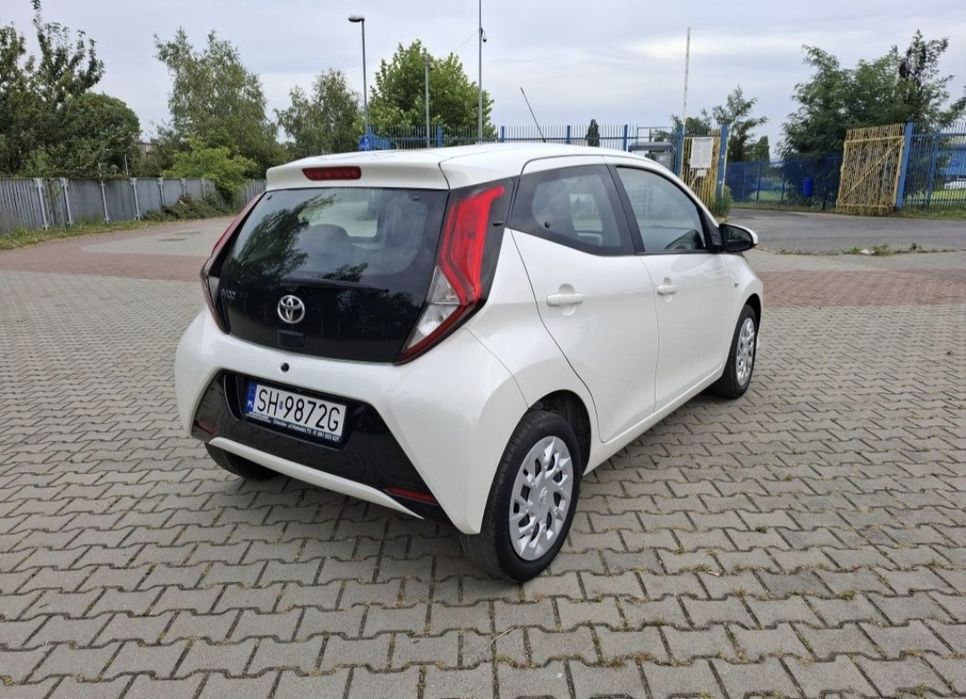Aygo X-play Pełny serwis Super stan Serwis Do jazdy od zaraz Dostawa