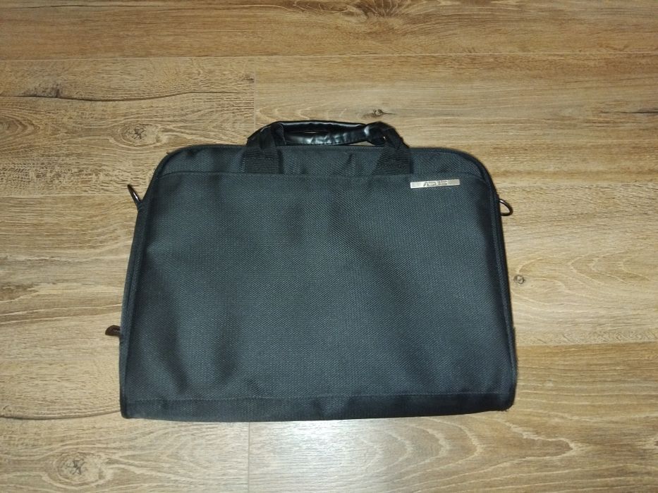 Сумка Targus для ноутбука до 14 дюймів в гарному стані