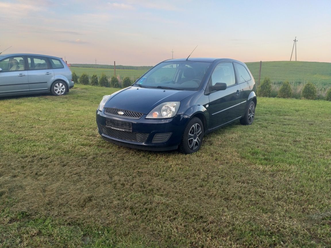 Ford fiesta 08r 1.3b Klima ładna