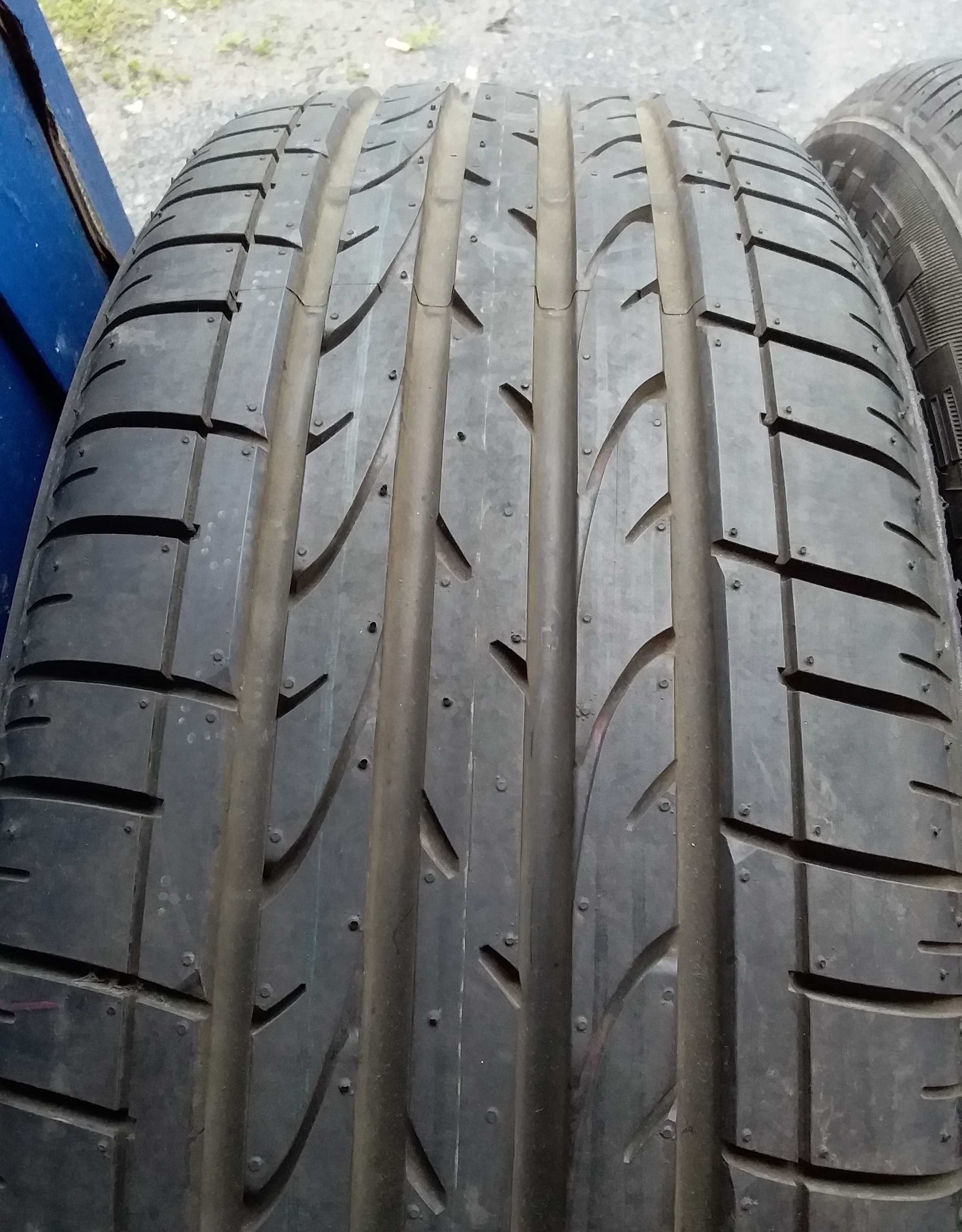 Одиночка 225/55 R18 Bridgestone Dueler HP Sport гума літня із запаски