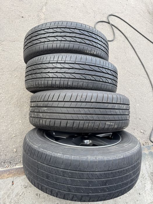 Диски Nissan R17 5x114.3 7j ET40 ЦО66.1 оригінал