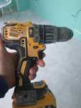 Імпакт DeWalt  DCF887