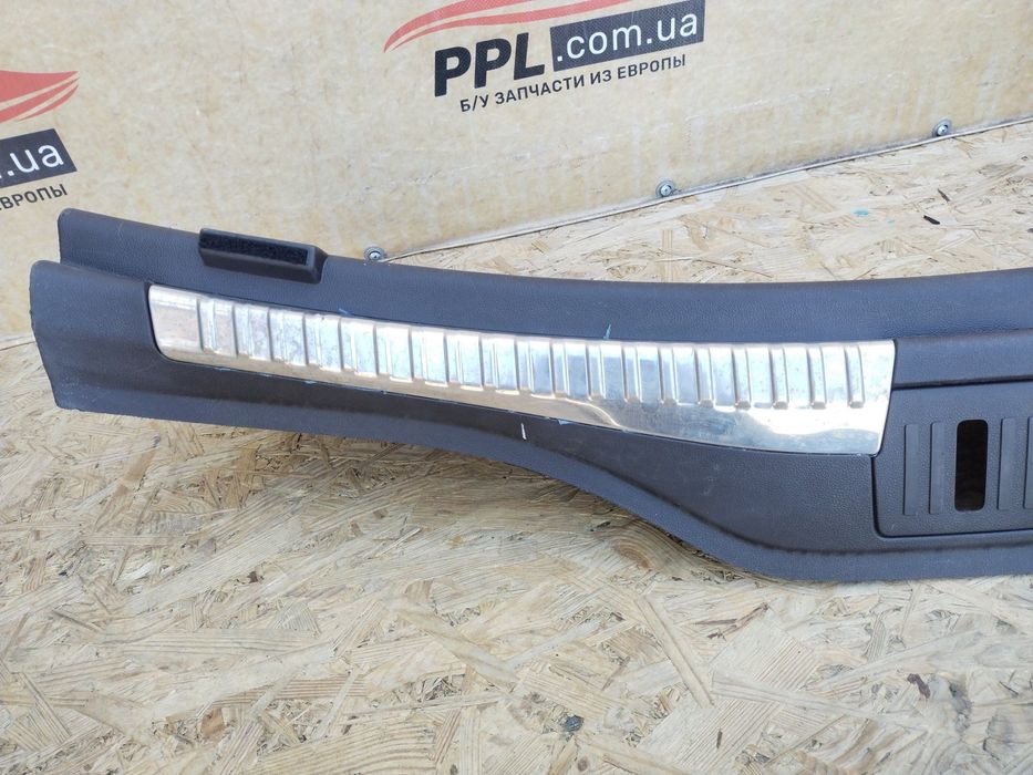 Renault Espace V 5 2014- накладка задней панели багажника 849202902R