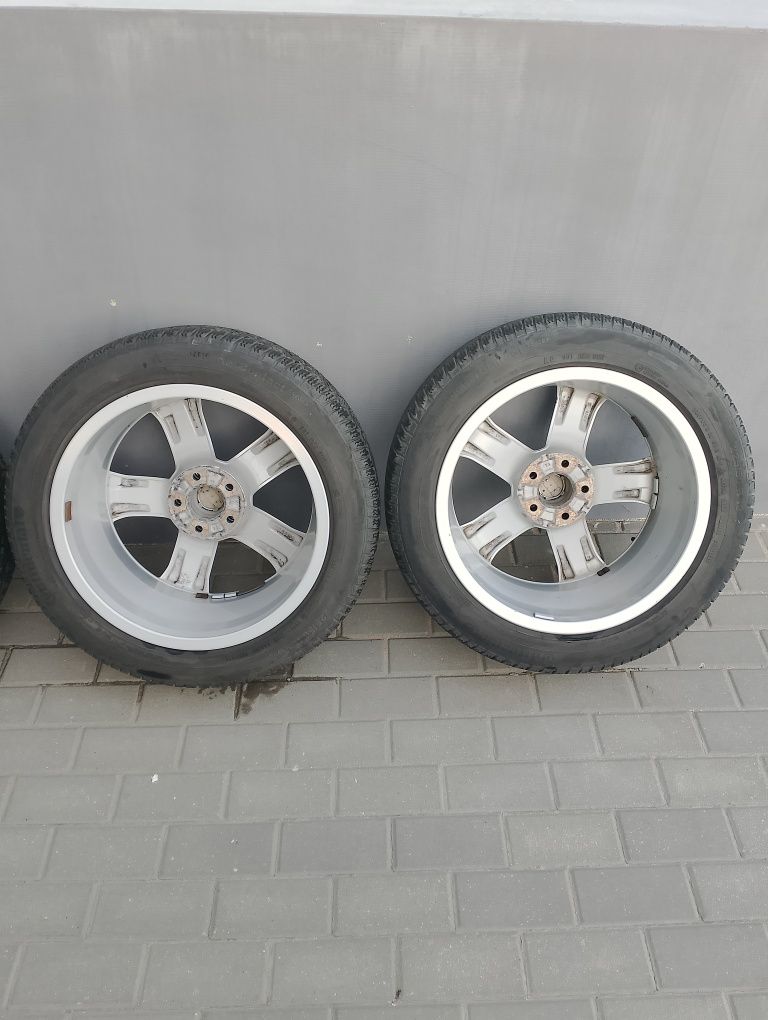 Felgi z oponami zimowymi Continental oryginalne do Audi 225/50 R18