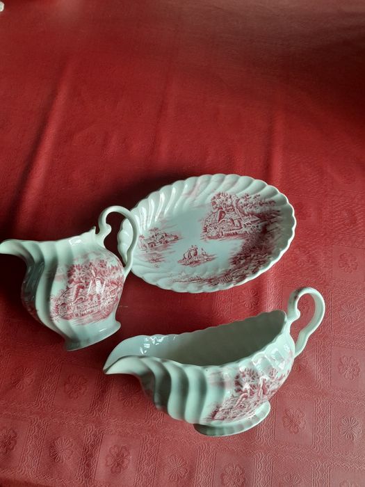 Serviço  de jantar,de chá  e café