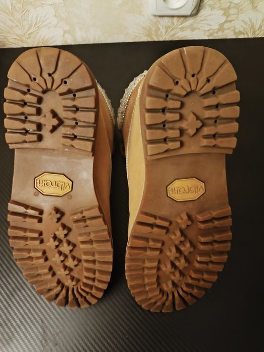 Жіночі зімові черевики Timberland x Jimmy Choo