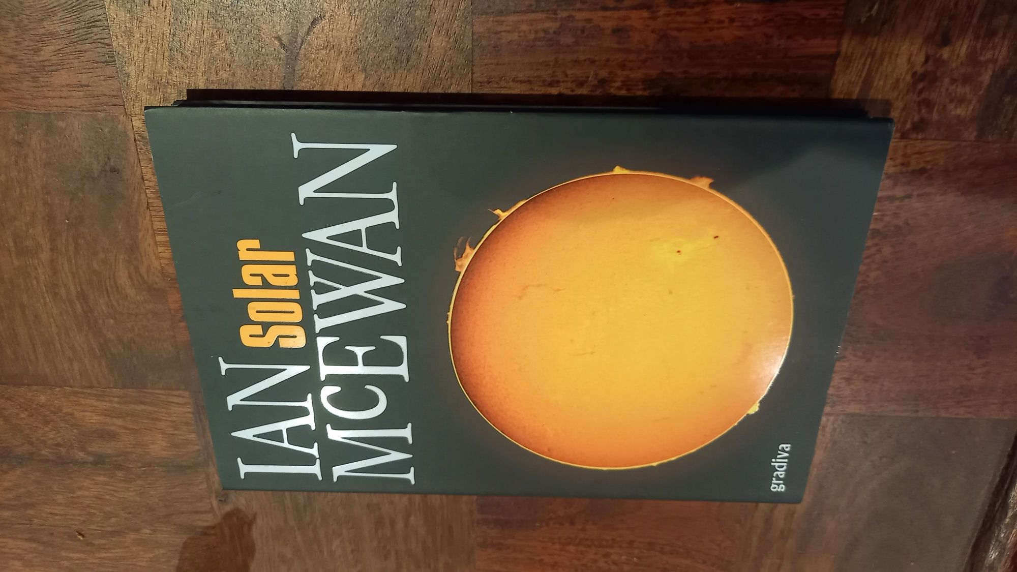 Solar - Ian Mcewan