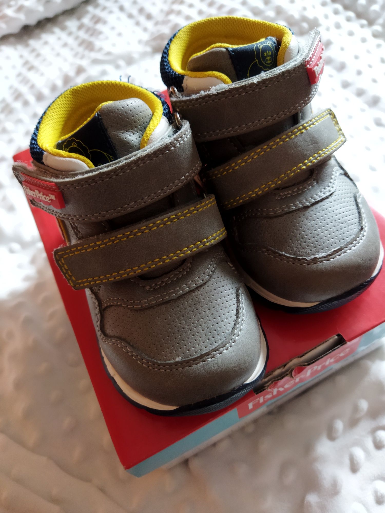 Adidasy wysokie Fisher Price