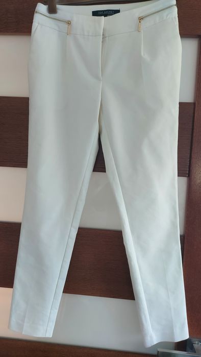 Spodnie biale cygaretki Top Secret