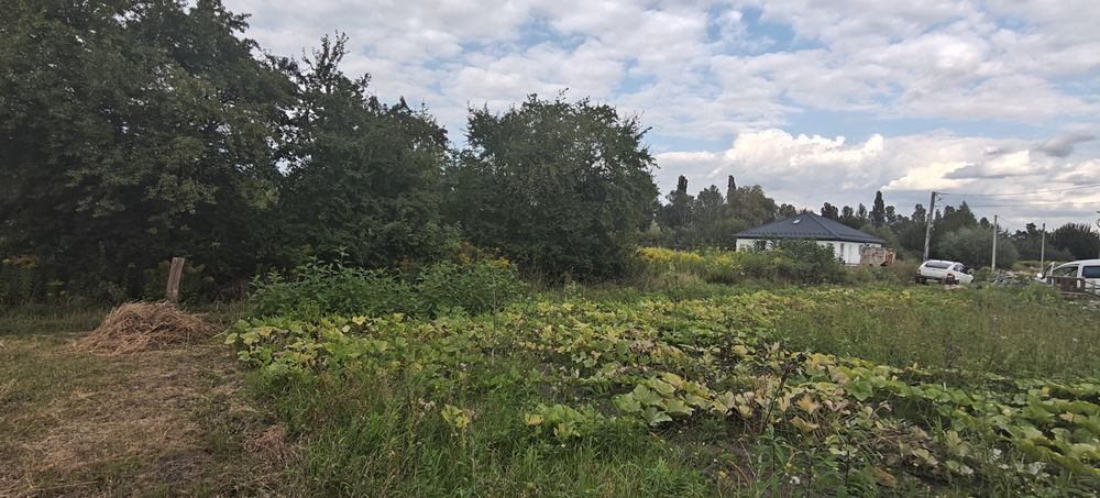 Продам земельну ділянку Параджанова