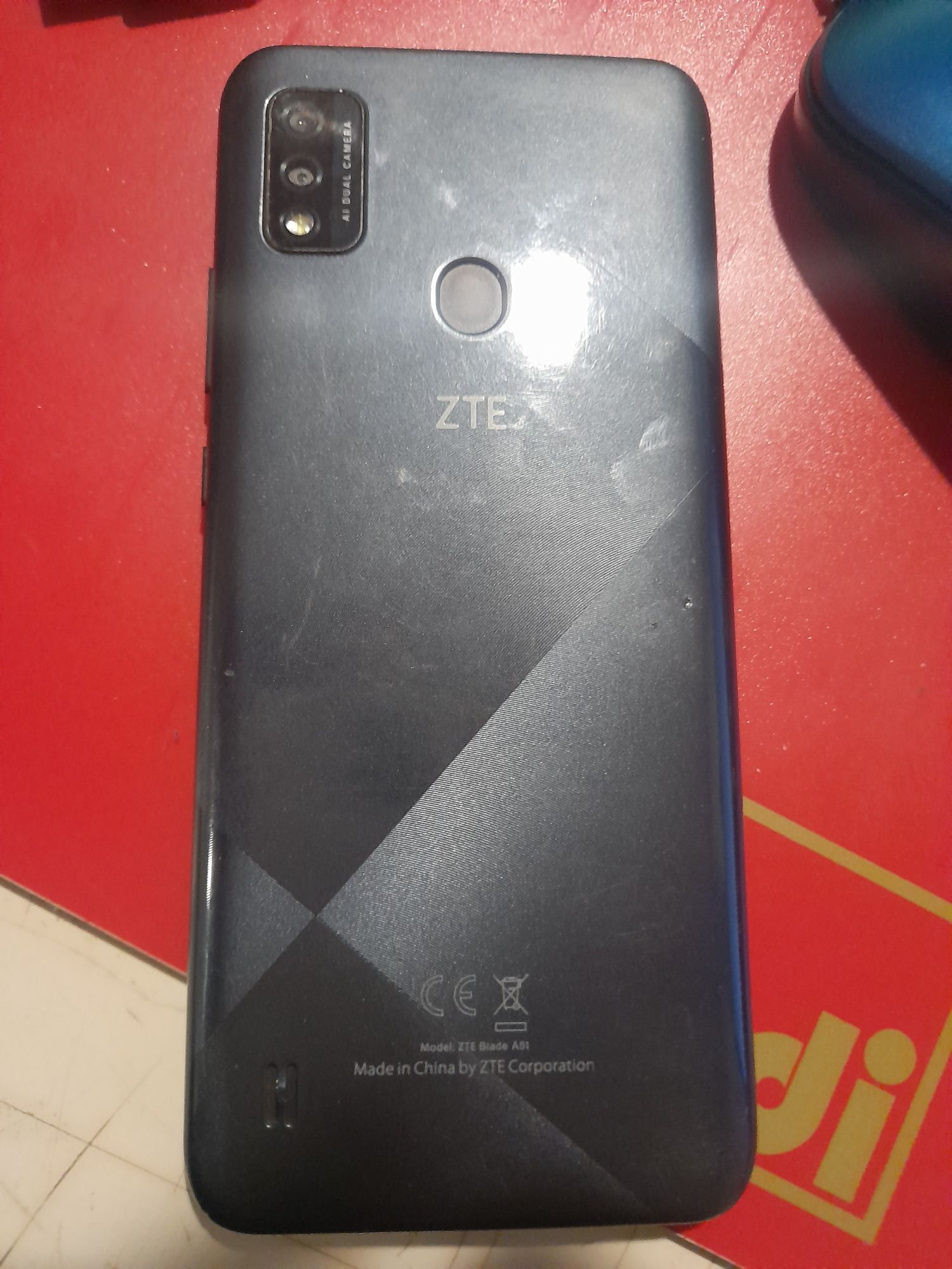 Telemóvel ZTE recondicionado