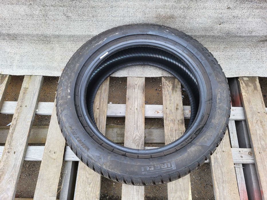 [Z157] 2x R17 225/50 Pirelli 225/50/17 stan bdb! Opony zimowe 6mm 22r