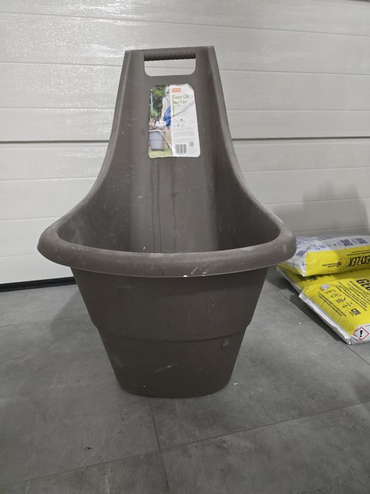 Taczka ogrodowa szara 50l.