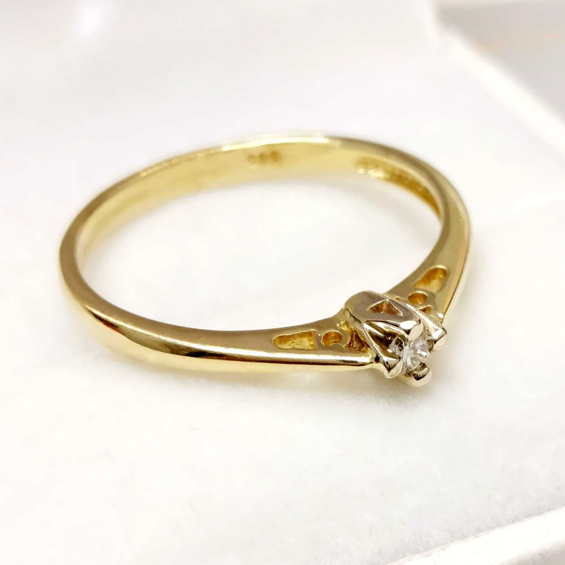 Złoty pierścionek z DIAMENTEM próby 585 14k R.12  -15%